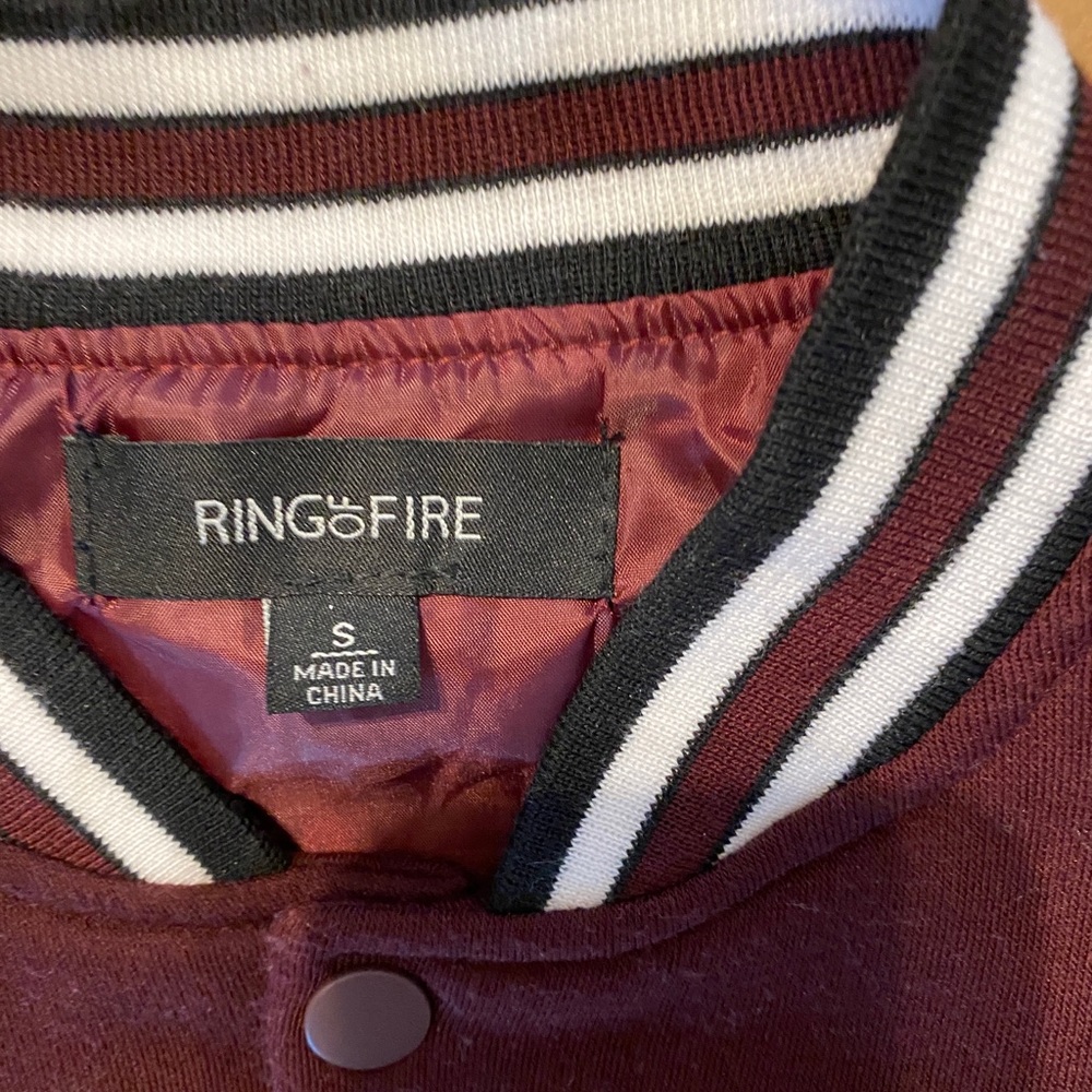 Jacket - Picture 3 of 7